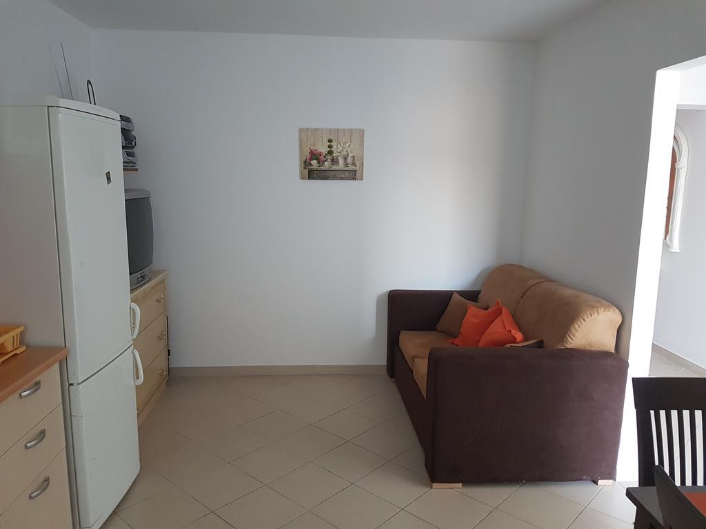 Apartment Roma Kaštela Eksteriør bilde