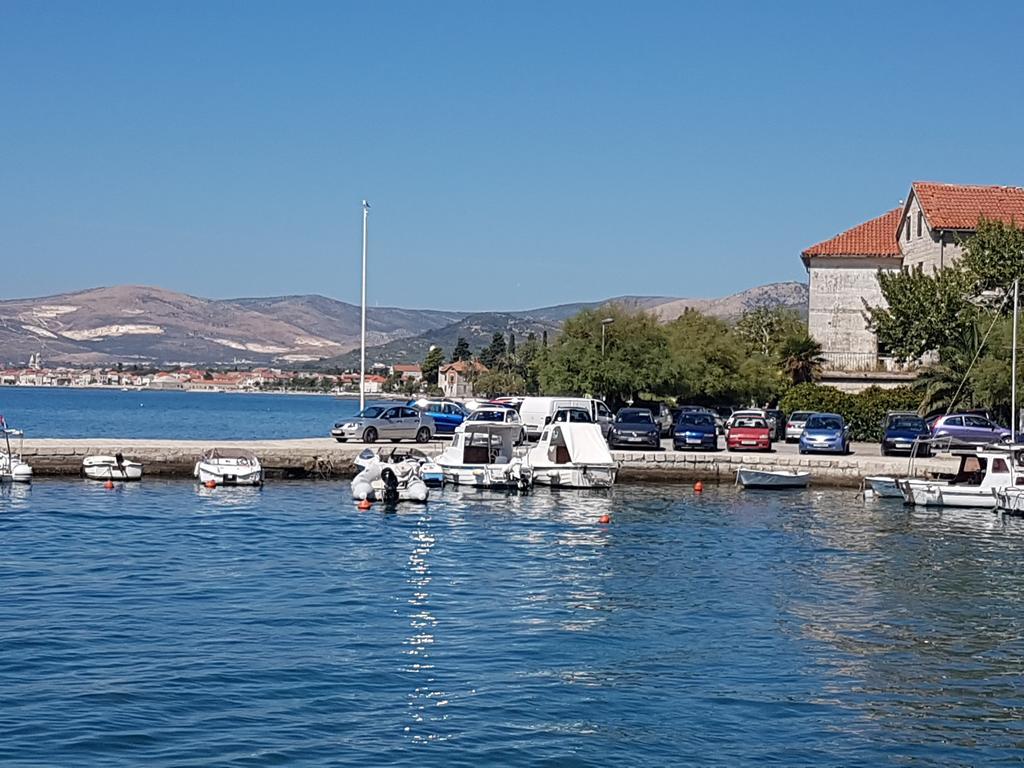 Apartment Roma Kaštela Eksteriør bilde