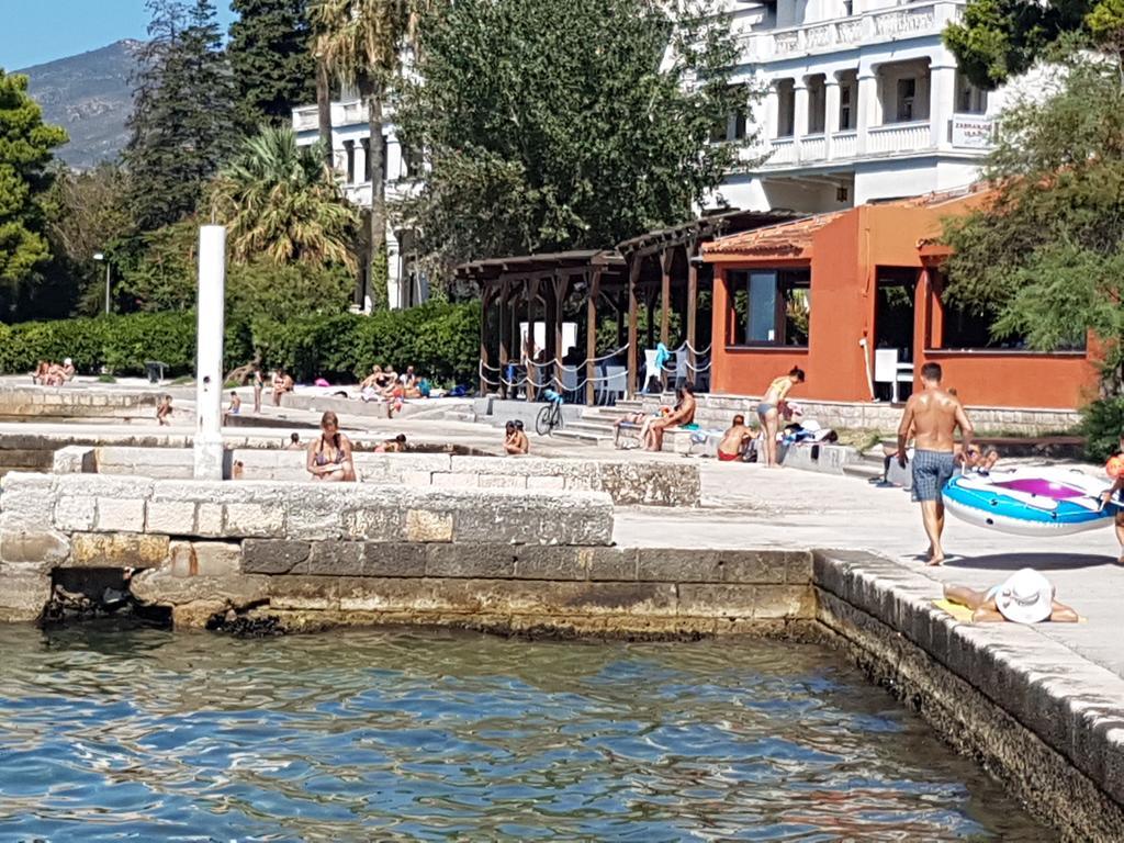 Apartment Roma Kaštela Eksteriør bilde